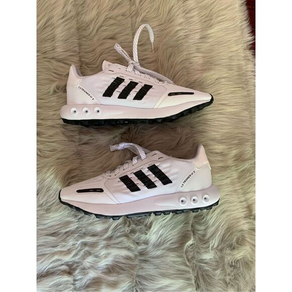 Adidas LA Trainer Ill Z Lightweight Running/ Training Durable Traction Sneakers - Picture 1 of 9